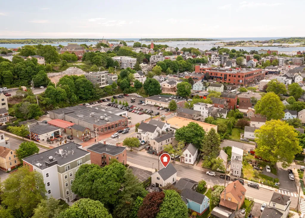 9 Fox Street Portland ME 04101