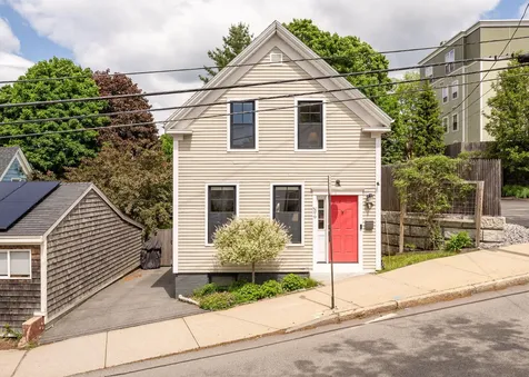9 Fox Street Portland ME 04101