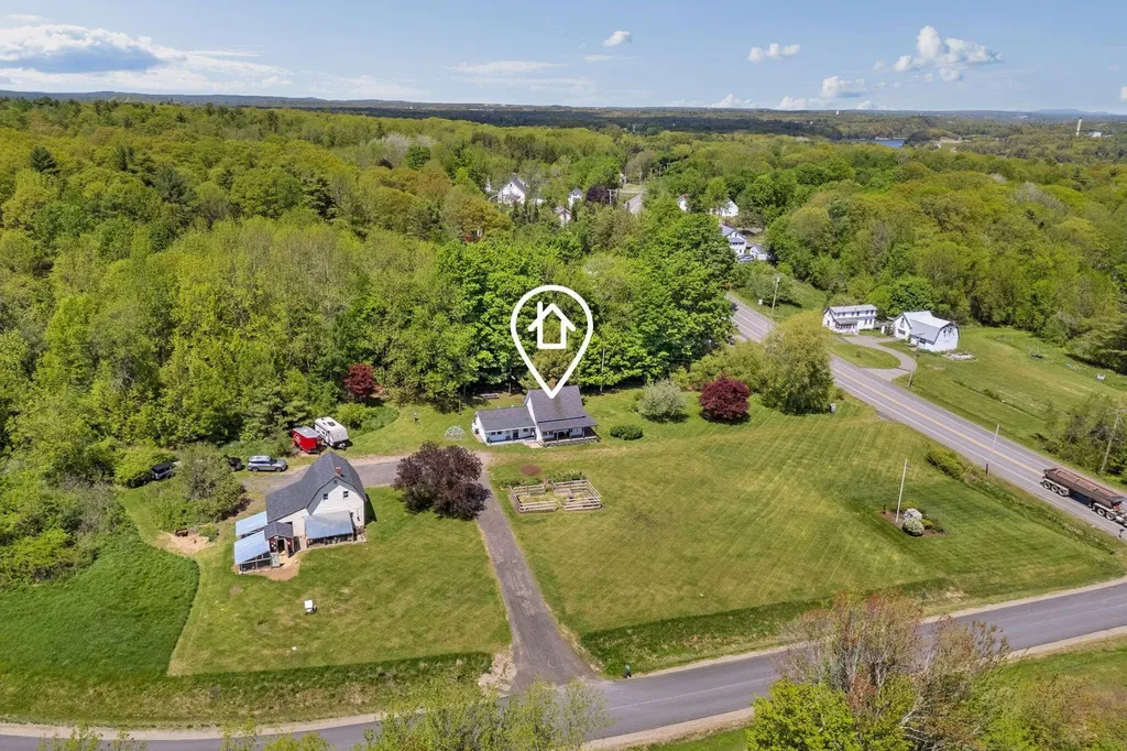 10 Highland Ridge Drive Hampden ME 04444