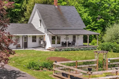 10 Highland Ridge Drive Hampden ME 04444