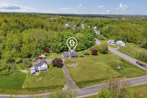 10 Highland Ridge Drive Hampden ME 04444