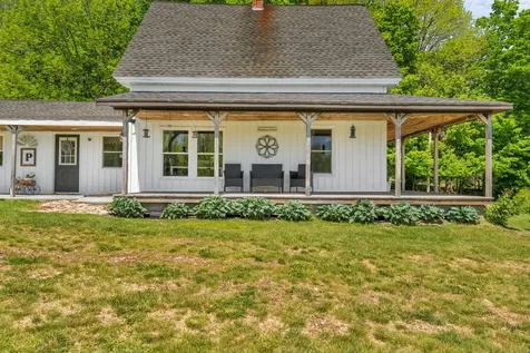 10 Highland Ridge Drive Hampden ME 04444