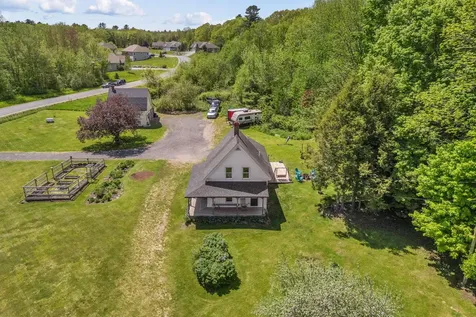 10 Highland Ridge Drive Hampden ME 04444