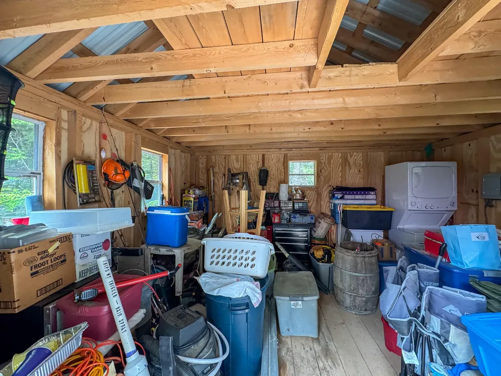 1740 Houston Road Lincoln ME 04457
