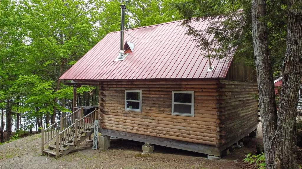 1740 Houston Road Lincoln ME 04457