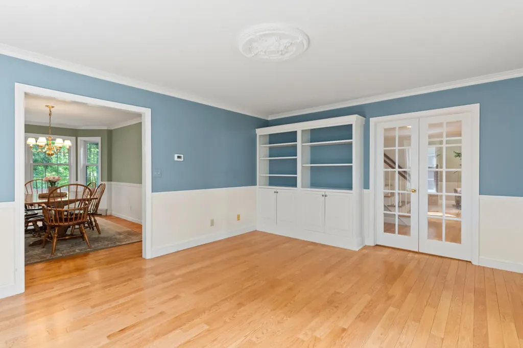 154 Applecrest Drive Yarmouth ME 04096