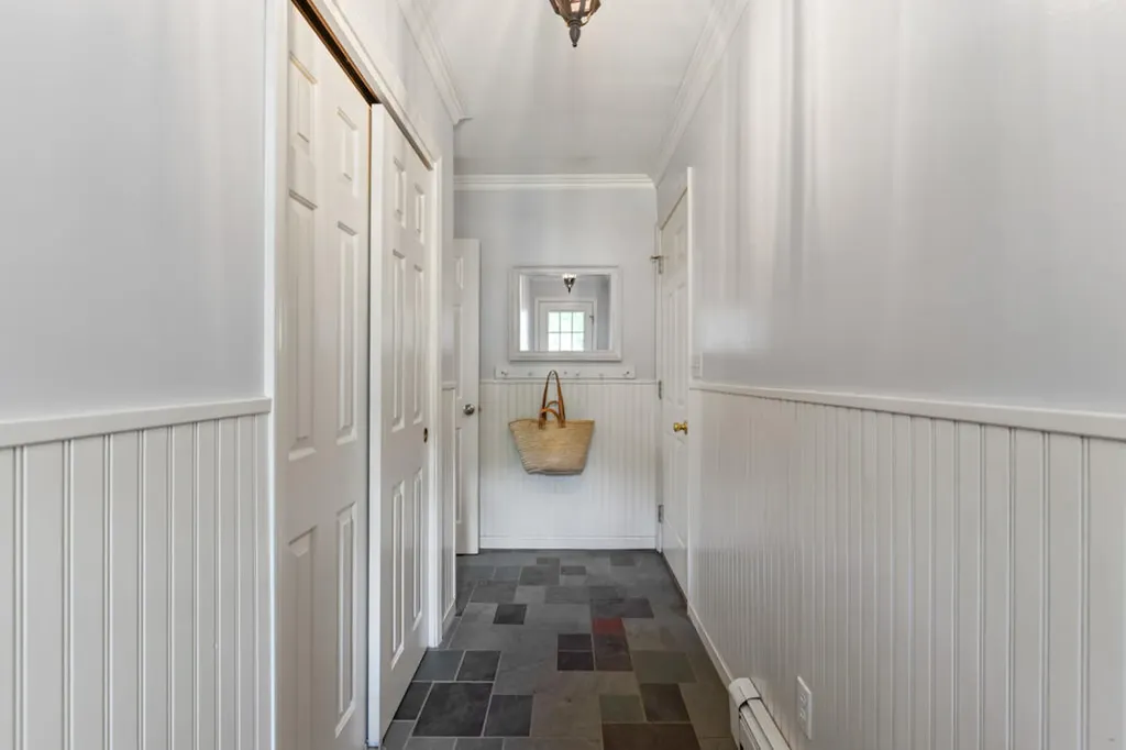 154 Applecrest Drive Yarmouth ME 04096