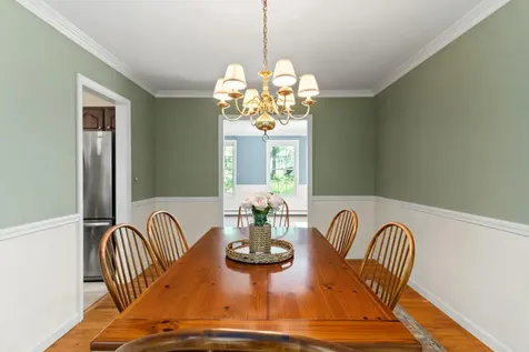 154 Applecrest Drive Yarmouth ME 04096