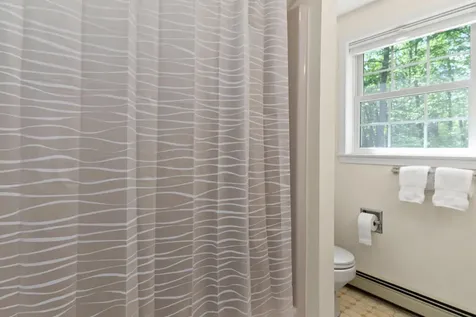 154 Applecrest Drive Yarmouth ME 04096