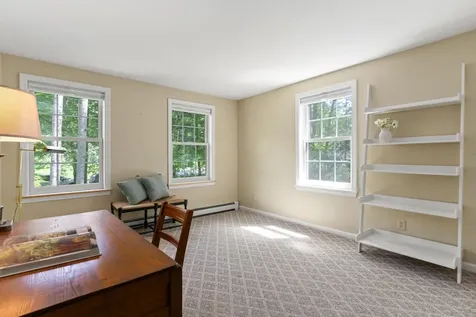 154 Applecrest Drive Yarmouth ME 04096