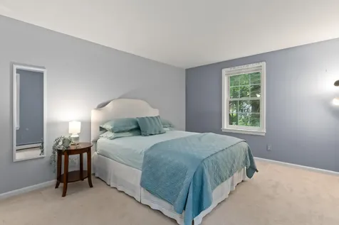 154 Applecrest Drive Yarmouth ME 04096