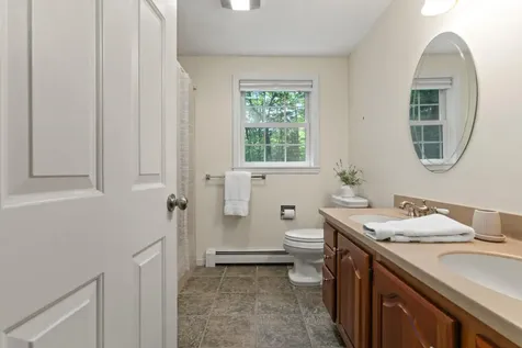 154 Applecrest Drive Yarmouth ME 04096
