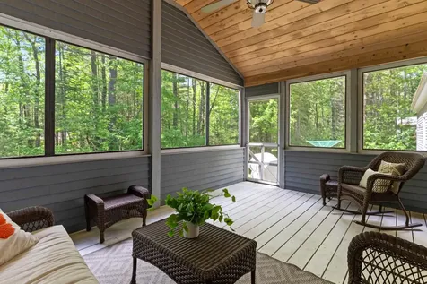 154 Applecrest Drive Yarmouth ME 04096