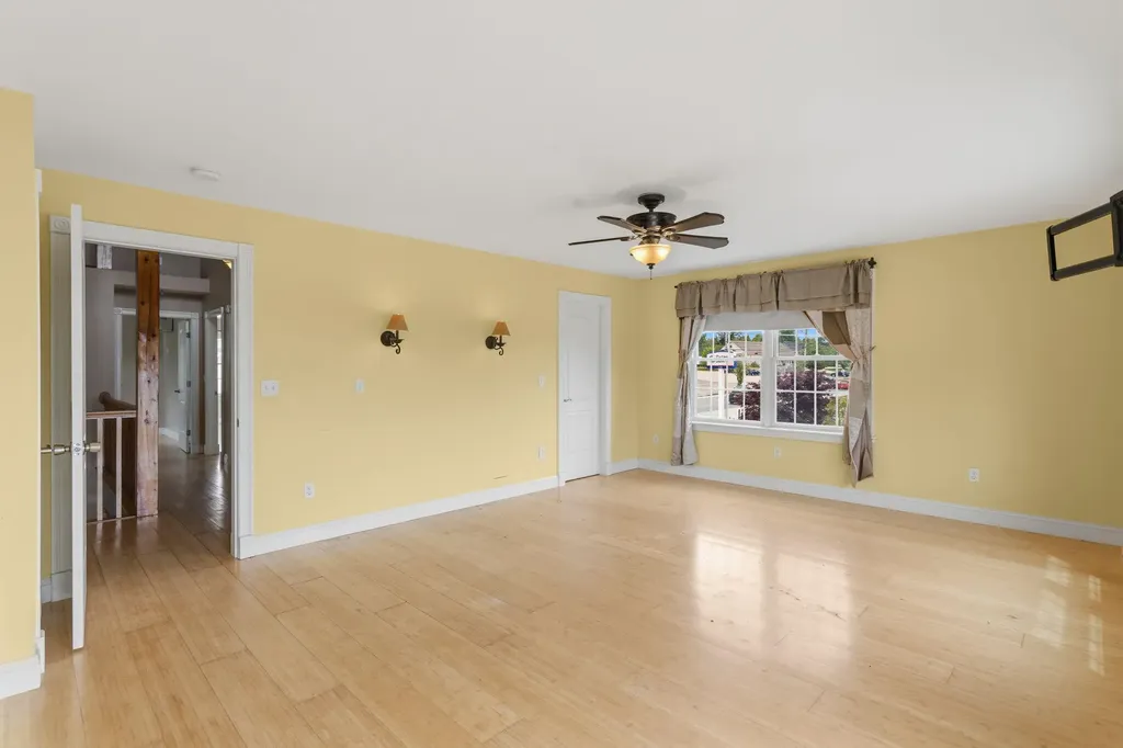 1139 Post Road Wells ME 04090