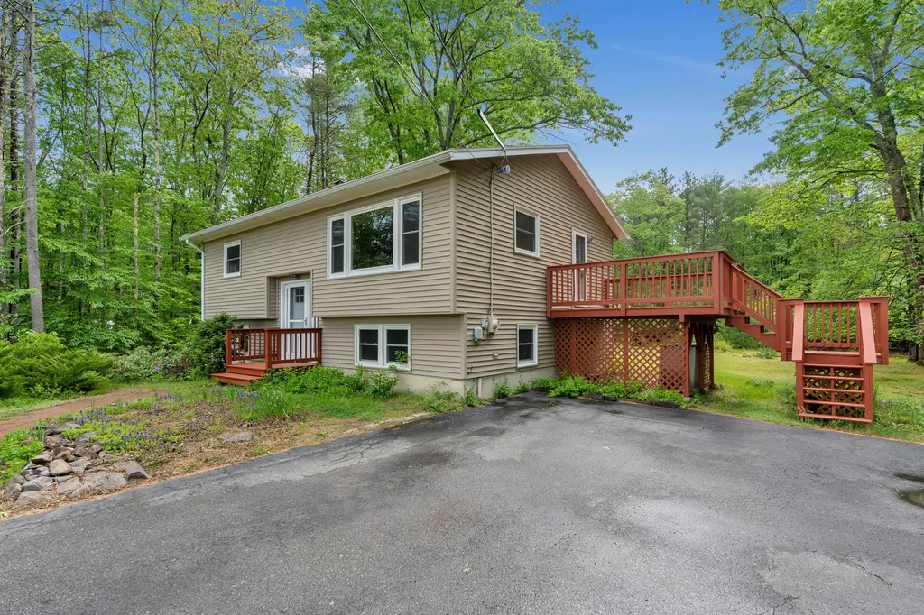 37 Shaws Mill Road Gorham ME 04038