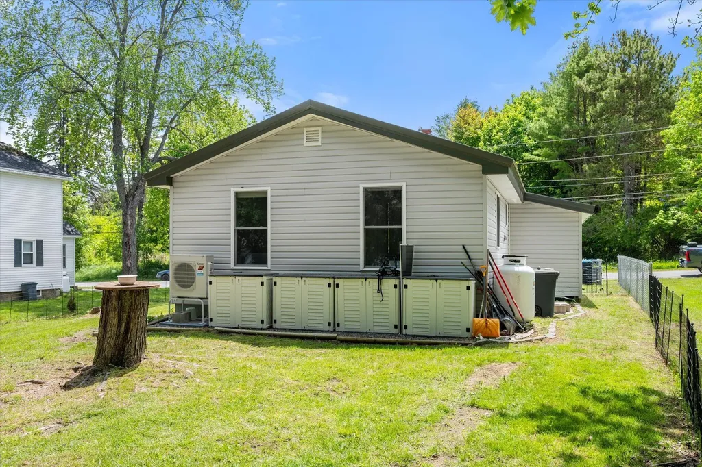 29 Wilson Street Old Town ME 04468