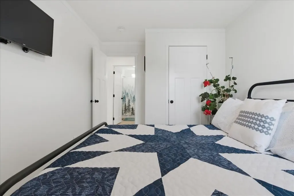 22 Sunset Lane Turner ME 04282