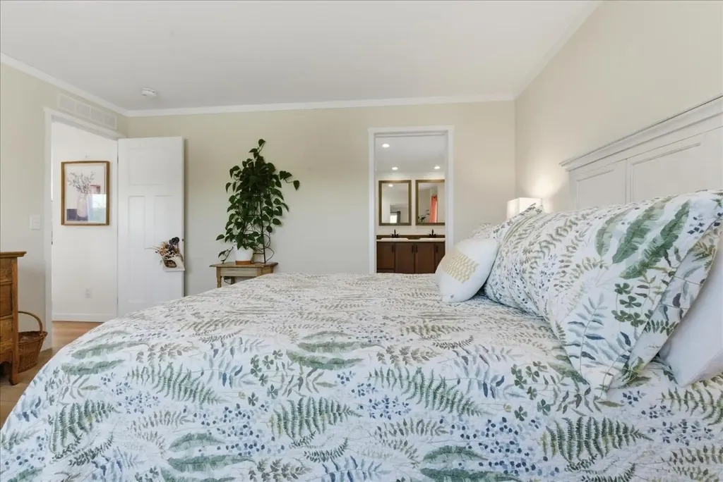 22 Sunset Lane Turner ME 04282