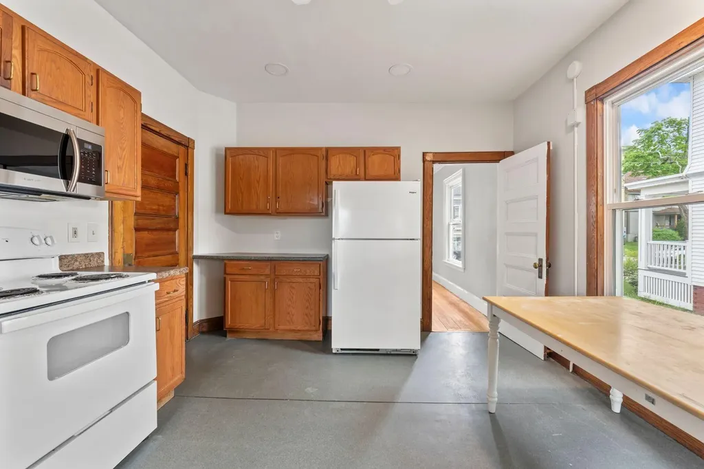 271 Woodford Street Portland ME 04103