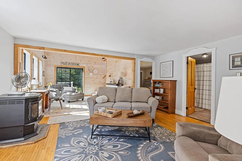 256 E Benton Road Albion ME 04910