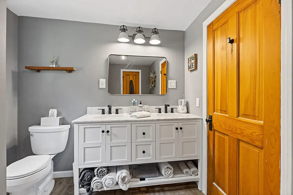 256 E Benton Road Albion ME 04910