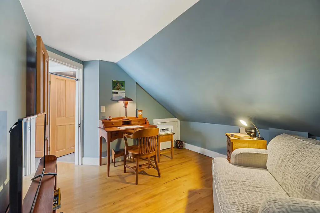 256 E Benton Road Albion ME 04910