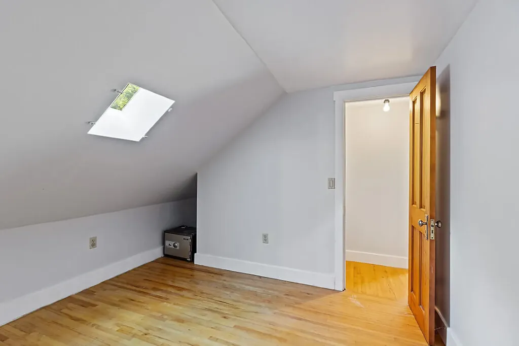 256 E Benton Road Albion ME 04910