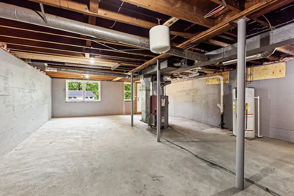 2 Beatley Street Lisbon ME 04250