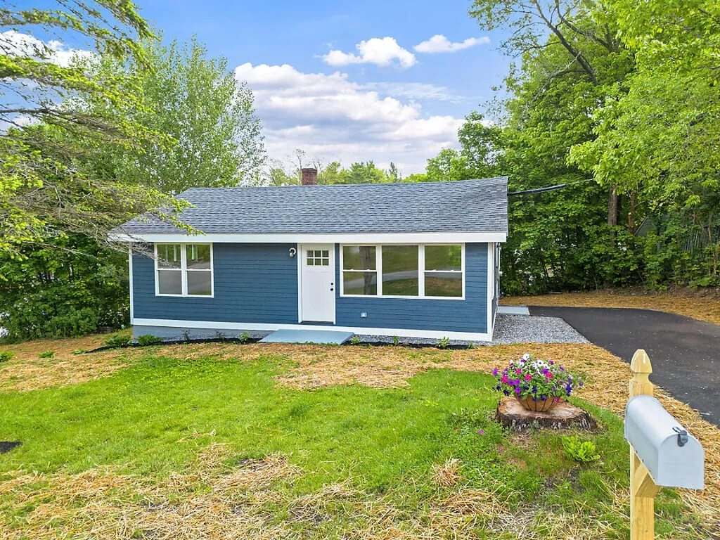 2 Beatley Street Lisbon ME 04250