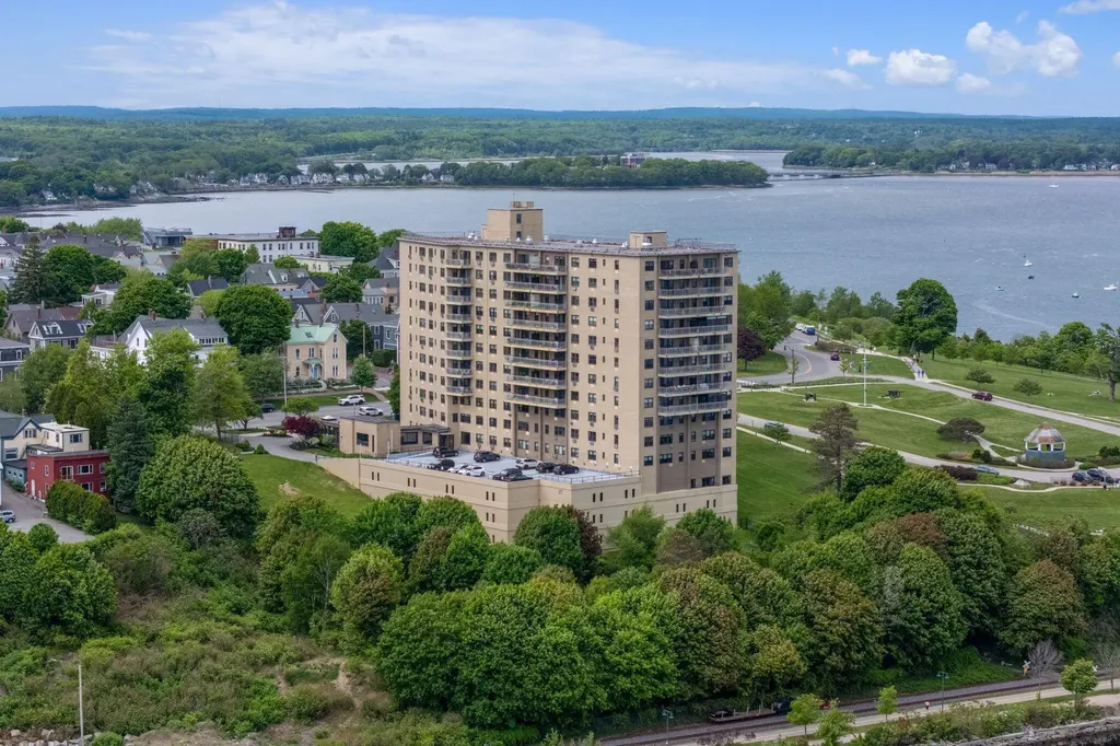 45 Eastern Promenade Portland ME 04101
