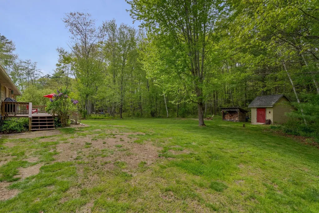 302 Foreside Road Topsham ME 04086