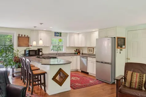 302 Foreside Road Topsham ME 04086