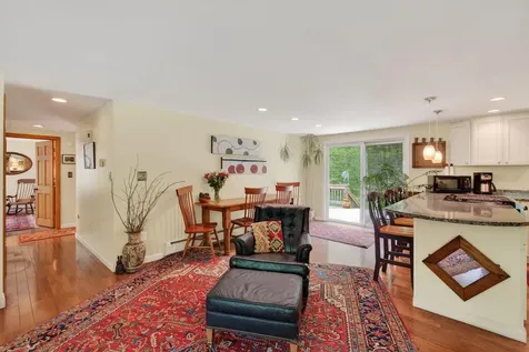 302 Foreside Road Topsham ME 04086