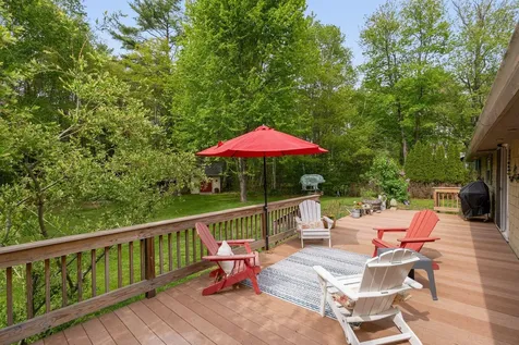 302 Foreside Road Topsham ME 04086