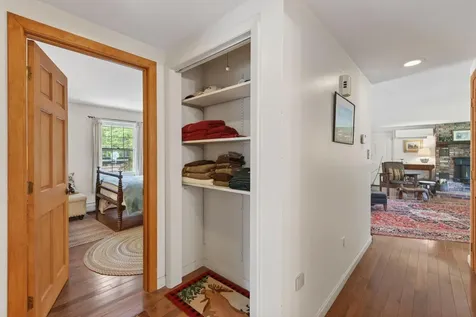 302 Foreside Road Topsham ME 04086