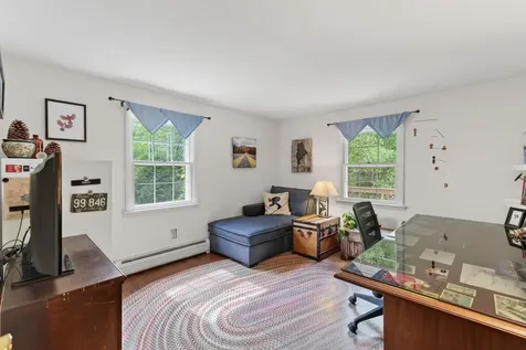 302 Foreside Road Topsham ME 04086