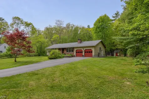 302 Foreside Road Topsham ME 04086