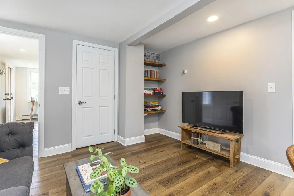 162 Halidon Road Westbrook ME 04092