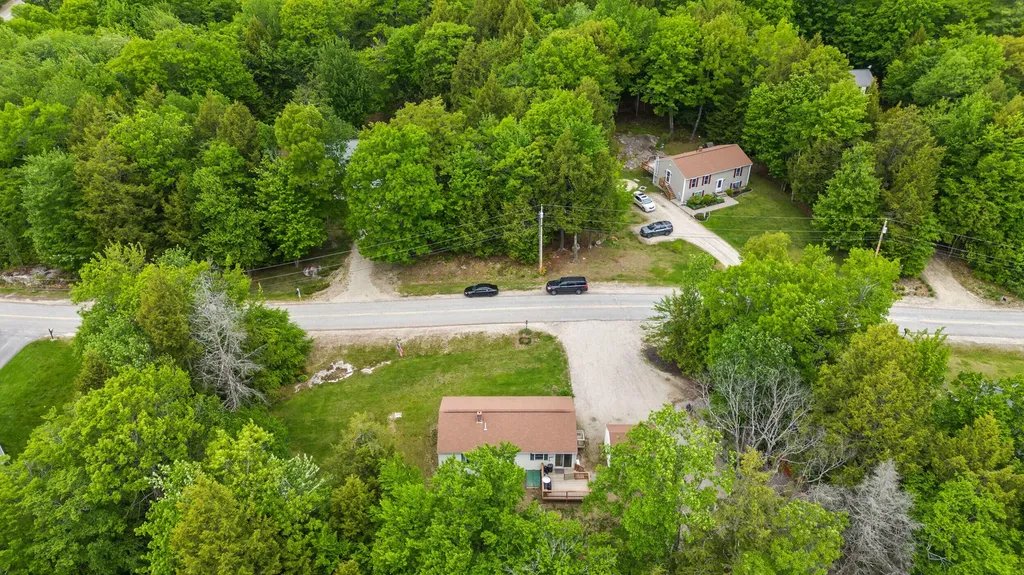 10 Briarwood Drive New Gloucester ME 04260