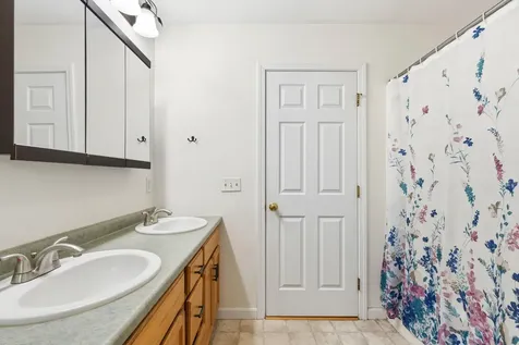 10 Briarwood Drive New Gloucester ME 04260