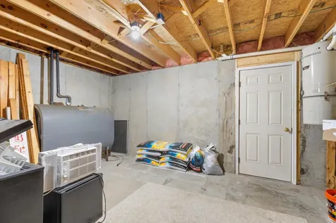 10 Briarwood Drive New Gloucester ME 04260