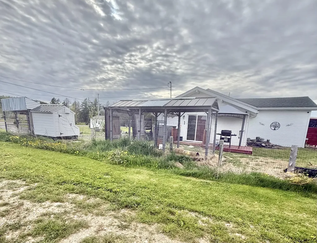 48 Notre Dame Road Grand Isle ME 04746