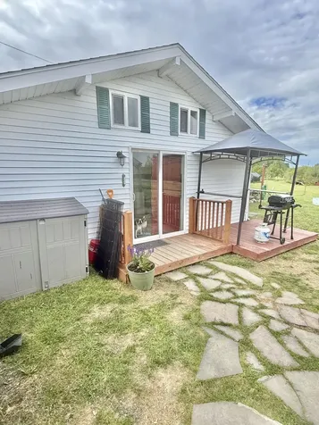 48 Notre Dame Road Grand Isle ME 04746