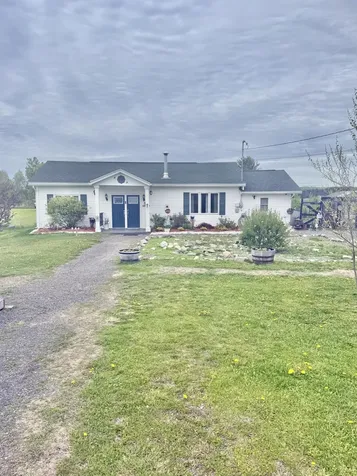 48 Notre Dame Road Grand Isle ME 04746