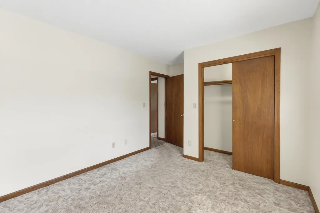 15 Owen Street Lewiston ME 04240