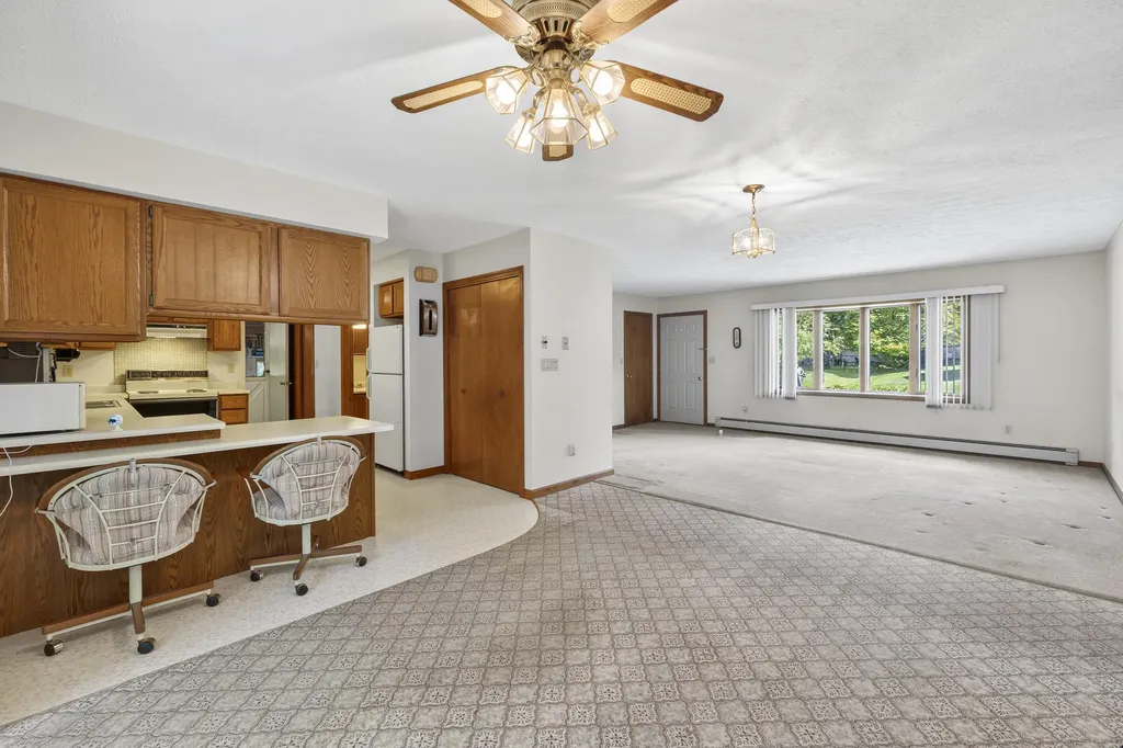15 Owen Street Lewiston ME 04240
