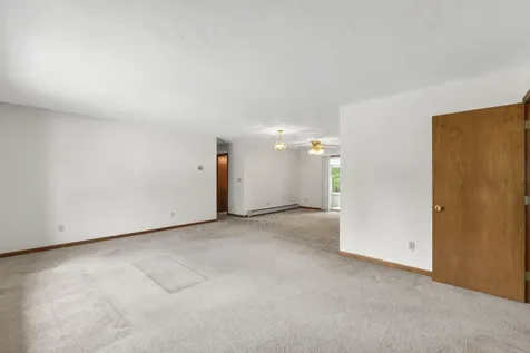 15 Owen Street Lewiston ME 04240
