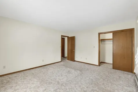 15 Owen Street Lewiston ME 04240