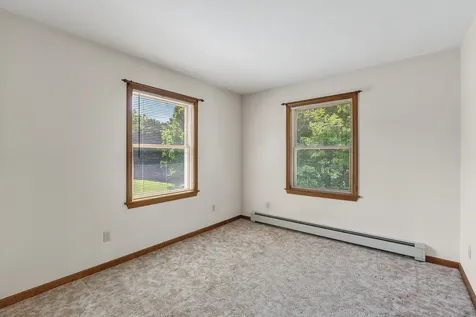 15 Owen Street Lewiston ME 04240