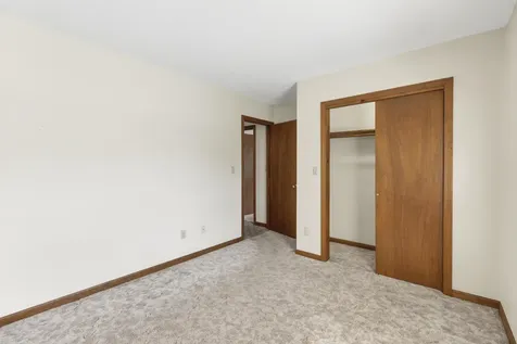 15 Owen Street Lewiston ME 04240